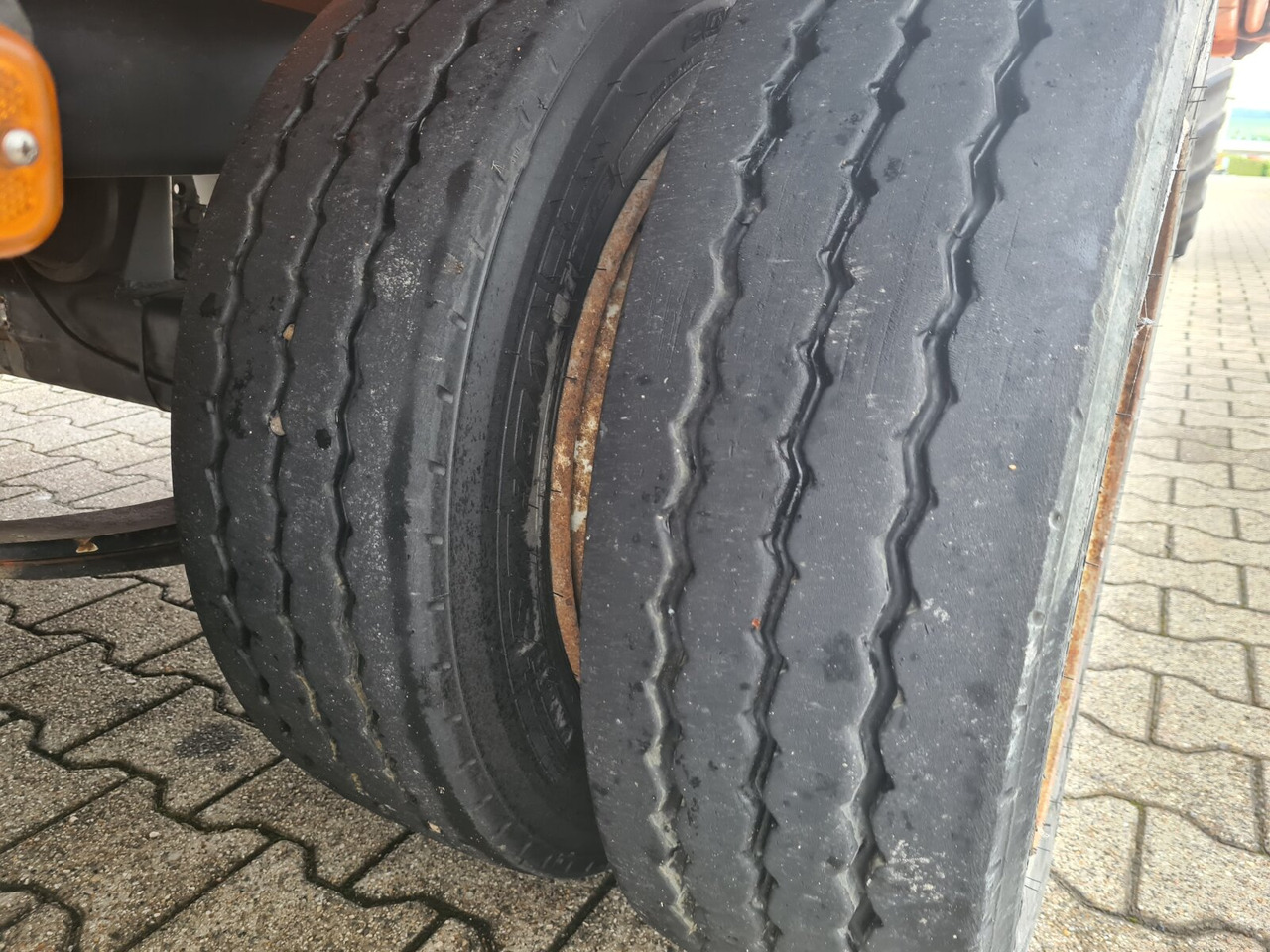 ETK-TA ETK-TA, hydr. Auffahrrampen - Maskinsläp: bild 2 ETK-TA ETK-TA, hydr. Auffahrrampen - Maskinsläp: bild 2