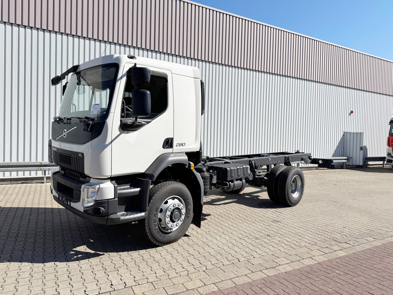 FL 280 4x4 FL 280 4x4, Nebenantrieb - Chassi lastbil: bild 1 FL 280 4x4 FL 280 4x4, Nebenantrieb - Chassi lastbil: bild 1