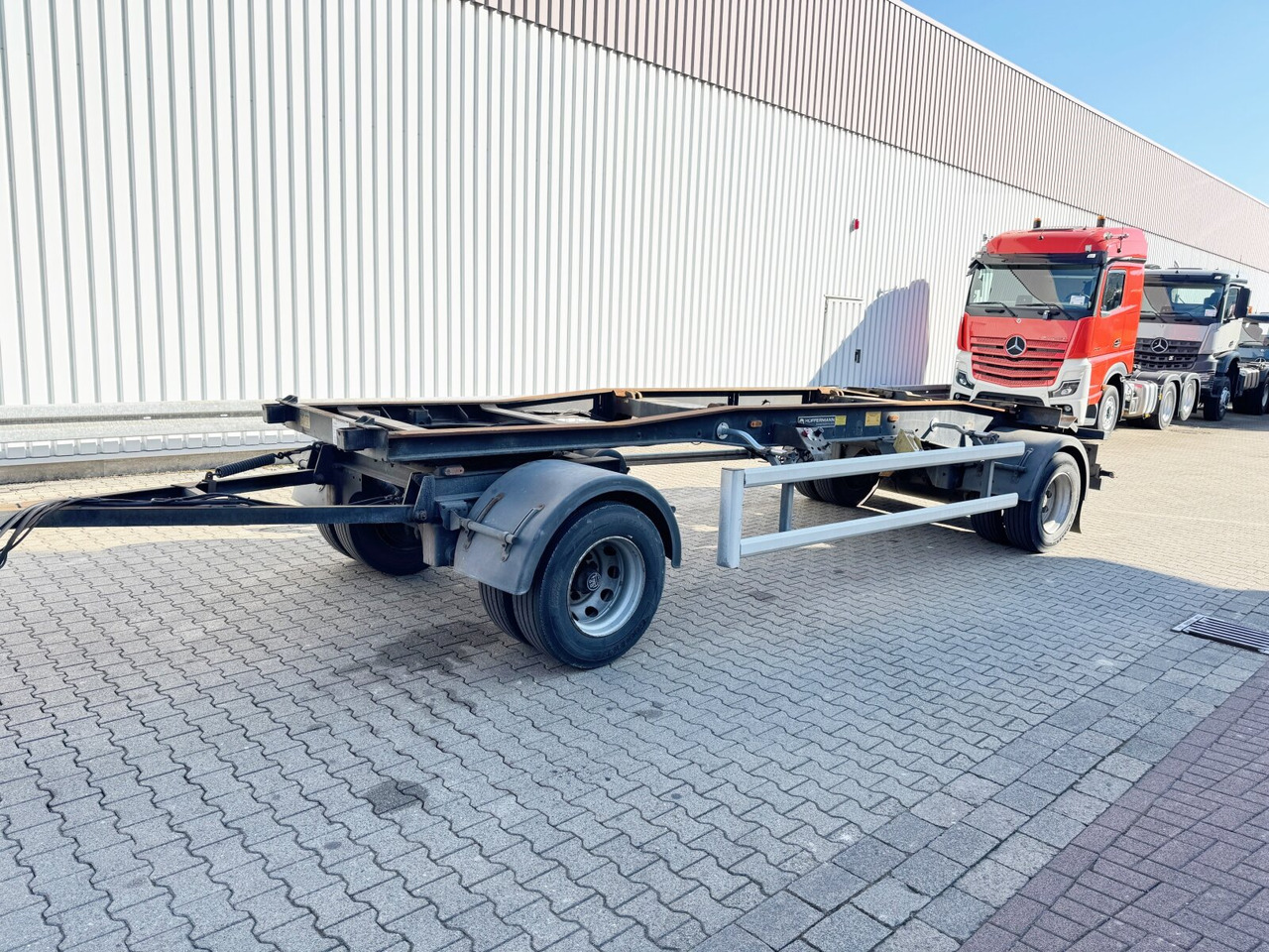 HSA 18.65 Schlittenabroller HSA 18.65 Schlittenabroller - Lastväxlarsläp/ Liftdumpersläp: bild 1 HSA 18.65 Schlittenabroller HSA 18.65 Schlittenabroller - Lastväxlarsläp/ Liftdumpersläp: bild 1