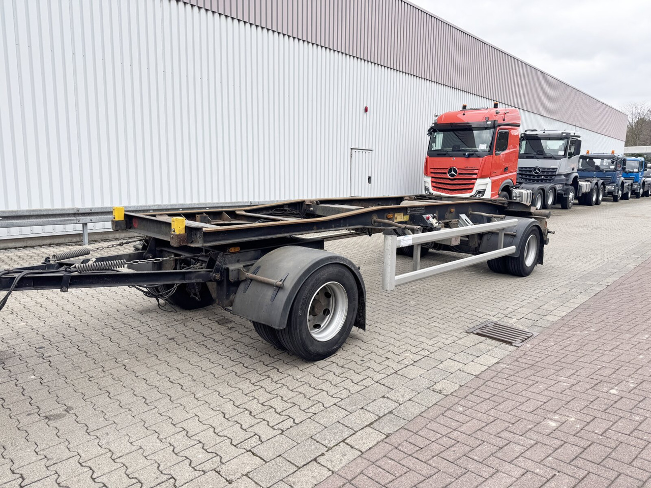 HSA 18.65 Schlittenabroller HSA 18.65 Schlittenabroller - Lastväxlarsläp/ Liftdumpersläp: bild 1 HSA 18.65 Schlittenabroller HSA 18.65 Schlittenabroller - Lastväxlarsläp/ Liftdumpersläp: bild 1