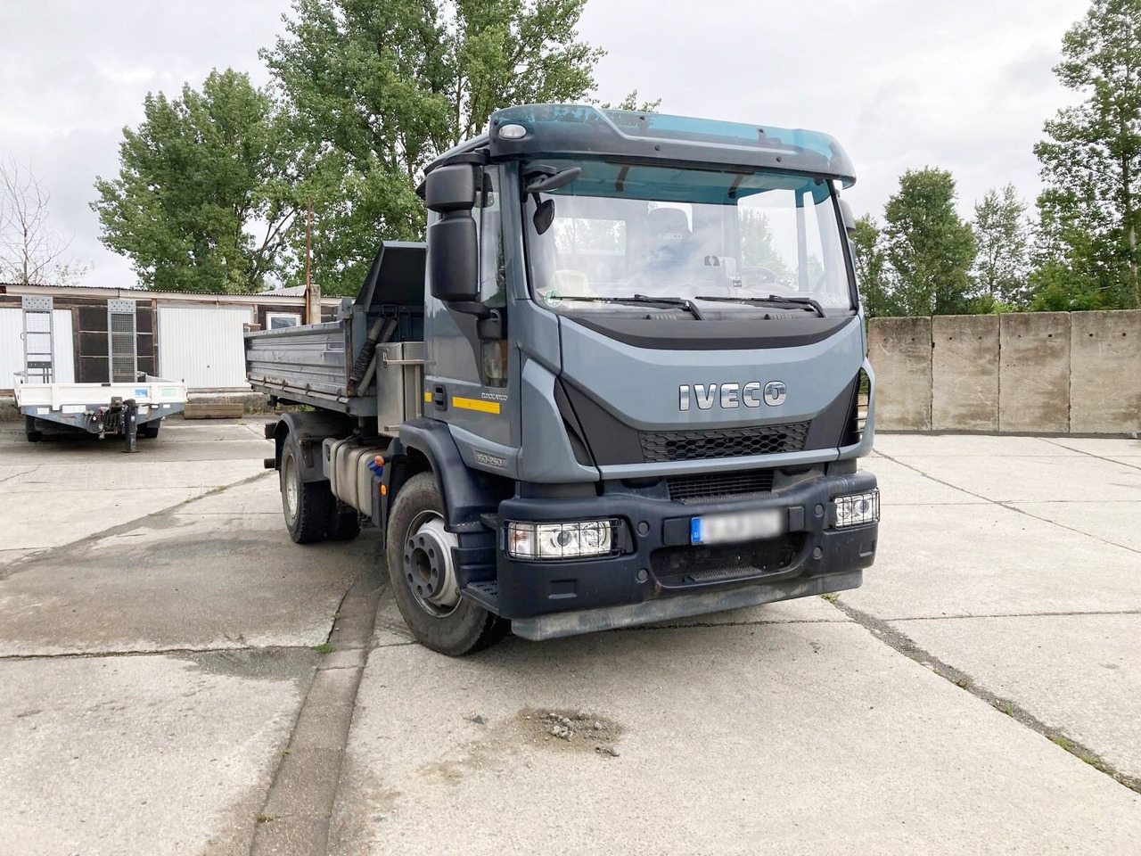Iveco EuroCargo 160-250 4x2 EuroCargo 160-250 4x2 - Tippbil lastbil: bild 2 Iveco EuroCargo 160-250 4x2 EuroCargo 160-250 4x2 - Tippbil lastbil: bild 2