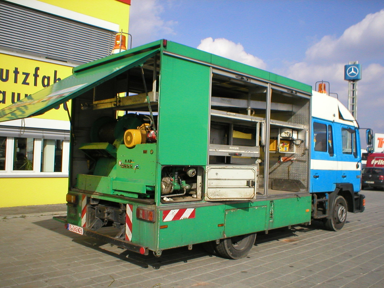 MAN M02 12.232 4x2 Spülwagen - Lastbil: bild 3 MAN M02 12.232 4x2 Spülwagen - Lastbil: bild 3
