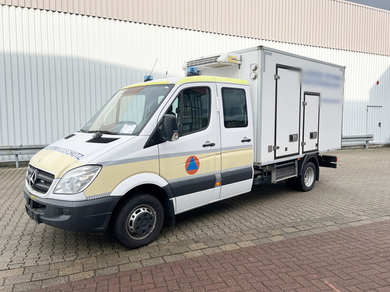 Mercedes-Benz Sprinter 515 4x2 Doka Sprinter 515 4x2 Doka, Kühlkoffer - Lastbil: bild 1 Mercedes-Benz Sprinter 515 4x2 Doka Sprinter 515 4x2 Doka, Kühlkoffer - Lastbil: bild 1