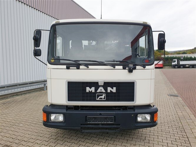 MAN 14.152 F 4x2 BB 14.152 F 4x2 BB mit Kran Hiab 060-2 - Lastväxlare lastbil, Kranbil: bild 3 MAN 14.152 F 4x2 BB 14.152 F 4x2 BB mit Kran Hiab 060-2 - Lastväxlare lastbil, Kranbil: bild 3