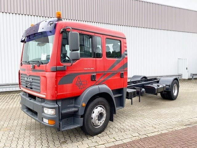 MAN TGM 18.280 4x2 BL Doka TGM 18.280 4x2 BL Doka - Chassi lastbil: bild 1 MAN TGM 18.280 4x2 BL Doka TGM 18.280 4x2 BL Doka - Chassi lastbil: bild 1