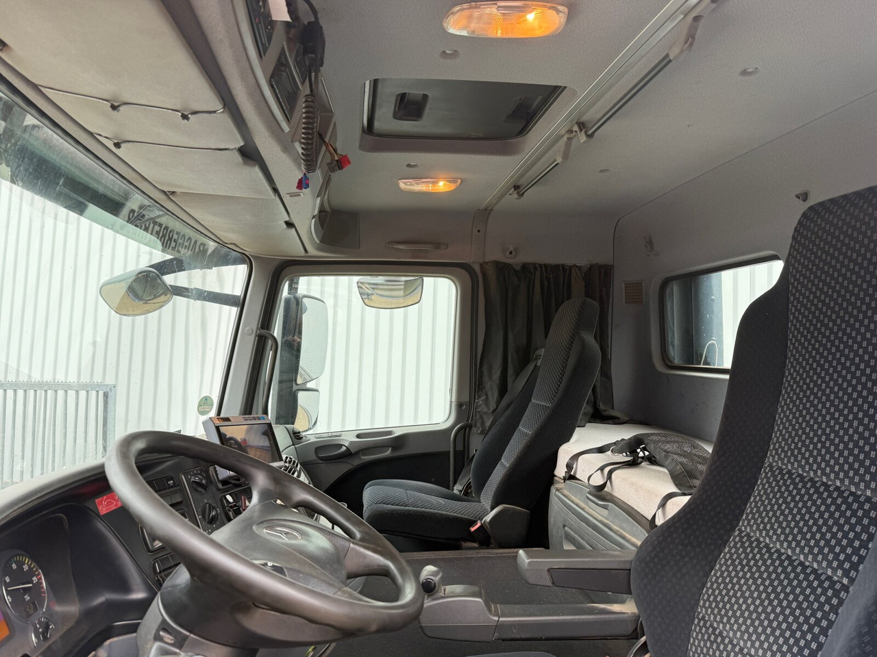 Mercedes-Benz Actros 3346 6x4 Actros 3346 6x4, Retarder - Lastväxlare lastbil: bild 2 Mercedes-Benz Actros 3346 6x4 Actros 3346 6x4, Retarder - Lastväxlare lastbil: bild 2