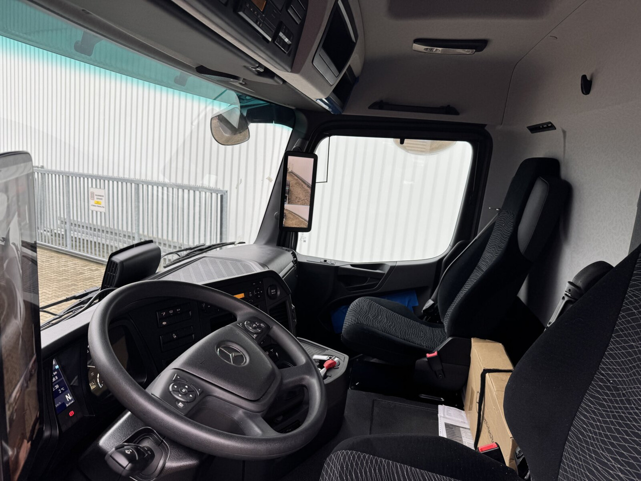 Mercedes-Benz Arocs 2651 L 6x6 Arocs 2651 L 6x6, HydroDrive, MirrorCam, Massage-Sitz, Motorabtrieb - Chassi lastbil: bild 3 Mercedes-Benz Arocs 2651 L 6x6 Arocs 2651 L 6x6, HydroDrive, MirrorCam, Massage-Sitz, Motorabtrieb - Chassi lastbil: bild 3