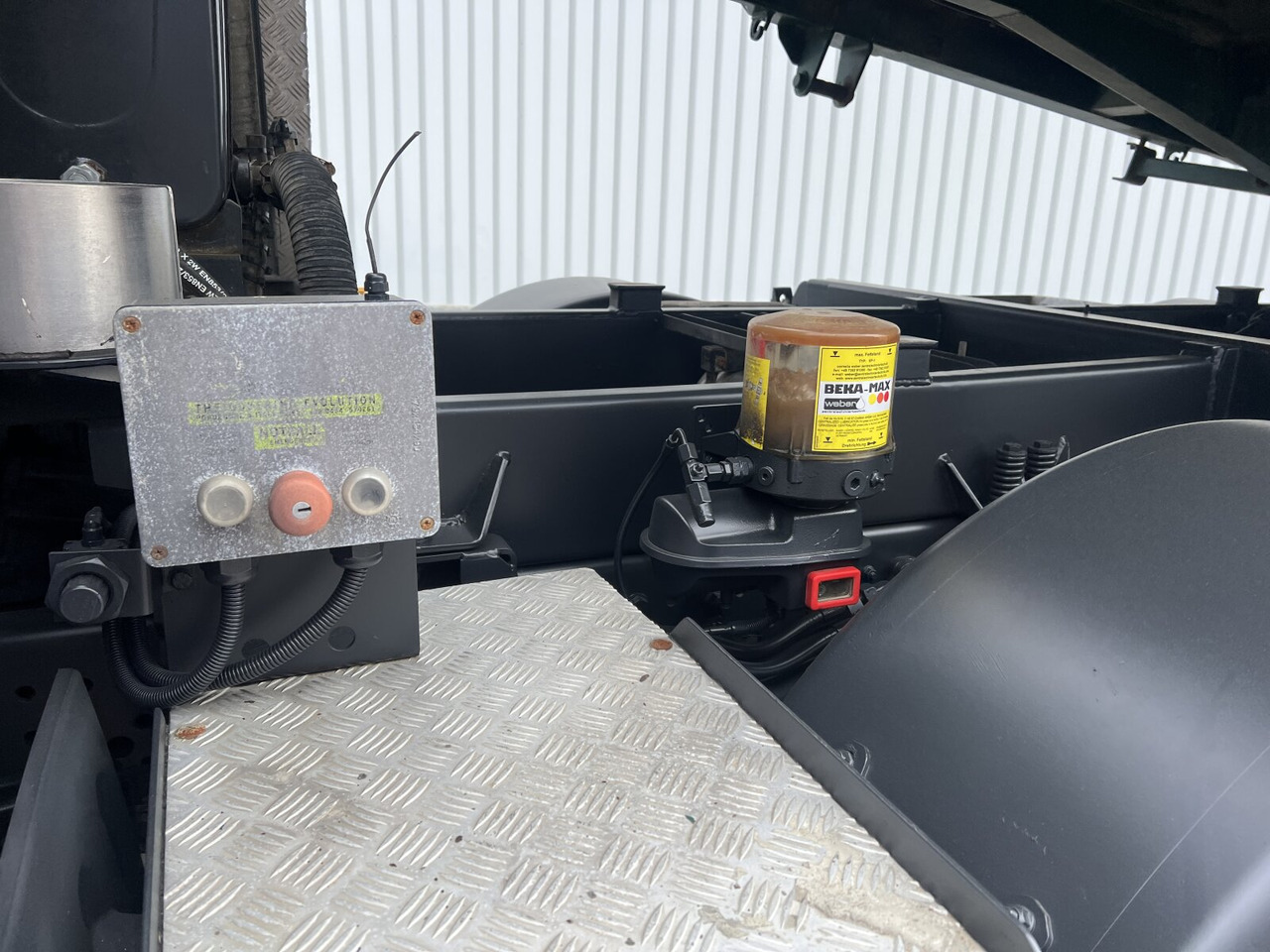 Mercedes-Benz Arocs 3243 K 8x4 Arocs 3243 K 8x4, Ressenig Thermo Alukipper 3-S - Tippbil lastbil: bild 2 Mercedes-Benz Arocs 3243 K 8x4 Arocs 3243 K 8x4, Ressenig Thermo Alukipper 3-S - Tippbil lastbil: bild 2