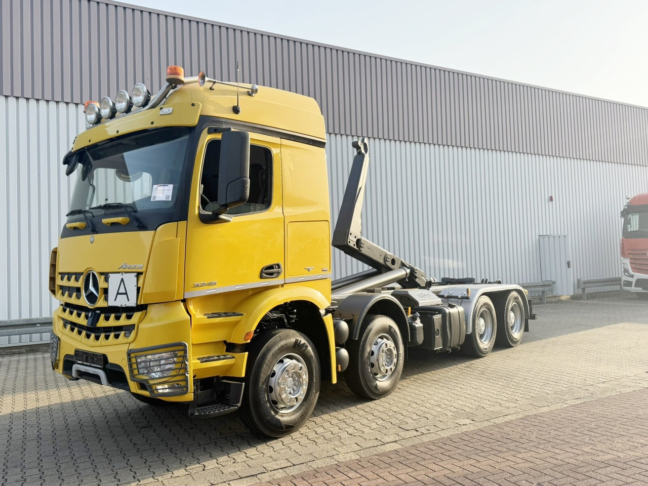 Mercedes-Benz Arocs 3245 LK 8x4/4 Arocs 3245 LK 8x4/4, Navi, Motorabtrieb, Meiller RK 30.67, Funk - Lastväxlare lastbil: bild 1 Mercedes-Benz Arocs 3245 LK 8x4/4 Arocs 3245 LK 8x4/4, Navi, Motorabtrieb, Meiller RK 30.67, Funk - Lastväxlare lastbil: bild 1