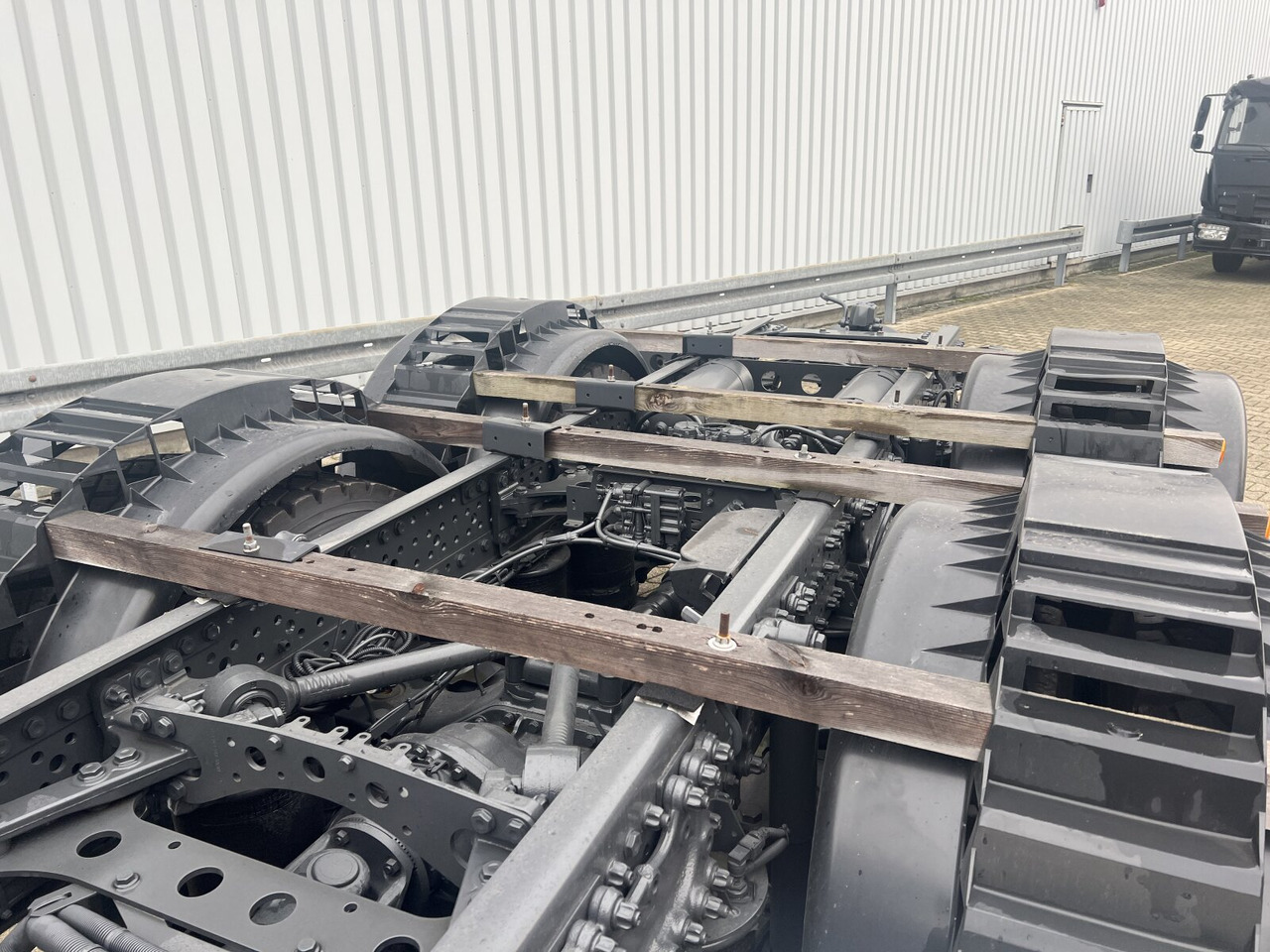 Mercedes-Benz Arocs 3251 L 8x4/4 Arocs 3251 L 8x4/4, mit Motorabtrieb C plus NA - Chassi lastbil: bild 3 Mercedes-Benz Arocs 3251 L 8x4/4 Arocs 3251 L 8x4/4, mit Motorabtrieb C plus NA - Chassi lastbil: bild 3