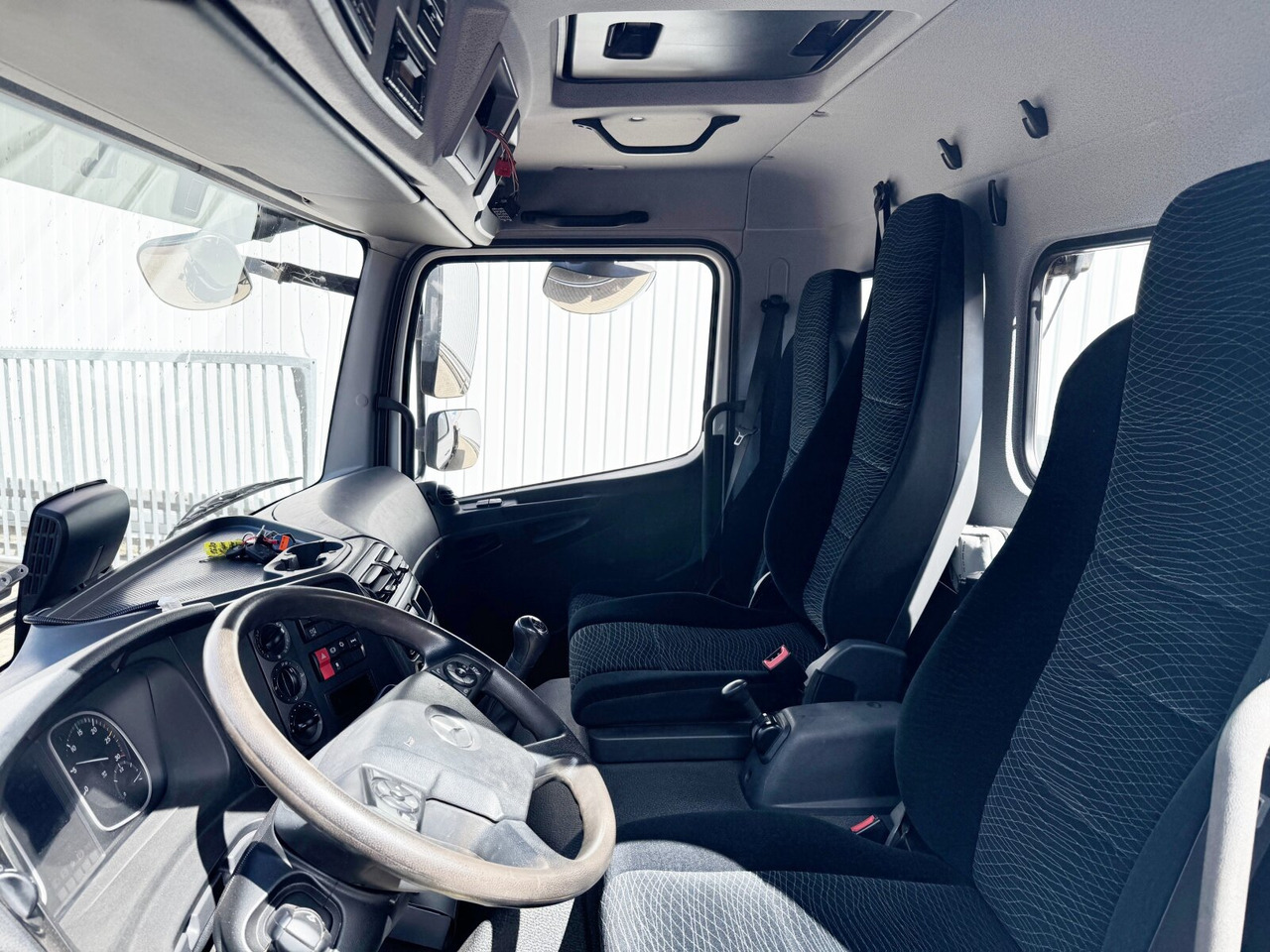 Mercedes-Benz Atego 1630 K 4x2 Atego 1630 K 4x2, 2x AHK - Tippbil lastbil: bild 2 Mercedes-Benz Atego 1630 K 4x2 Atego 1630 K 4x2, 2x AHK - Tippbil lastbil: bild 2