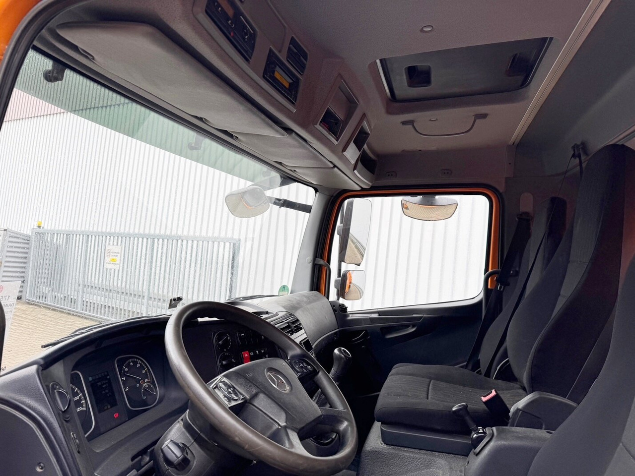 Mercedes-Benz Atego 823 K 4x2 Atego 823 K 4x2, 2x AHK - Tippbil lastbil: bild 2 Mercedes-Benz Atego 823 K 4x2 Atego 823 K 4x2, 2x AHK - Tippbil lastbil: bild 2