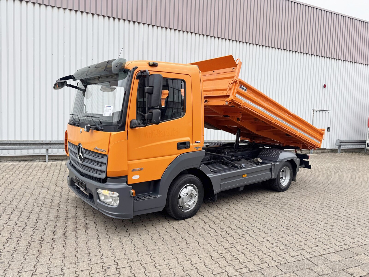 Mercedes-Benz Atego 823 K 4x2 Atego 823 K 4x2, 2x AHK - Tippbil lastbil: bild 1 Mercedes-Benz Atego 823 K 4x2 Atego 823 K 4x2, 2x AHK - Tippbil lastbil: bild 1
