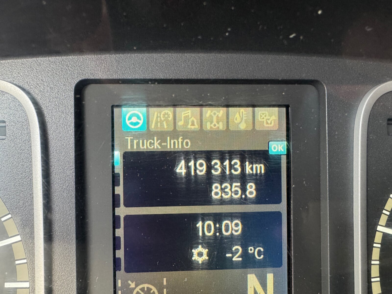 Mercedes-Benz Atego 824 L 4x2 Atego 824 L 4x2, Motorabtrieb, City-Abroller - Lastväxlare lastbil: bild 5 Mercedes-Benz Atego 824 L 4x2 Atego 824 L 4x2, Motorabtrieb, City-Abroller - Lastväxlare lastbil: bild 5