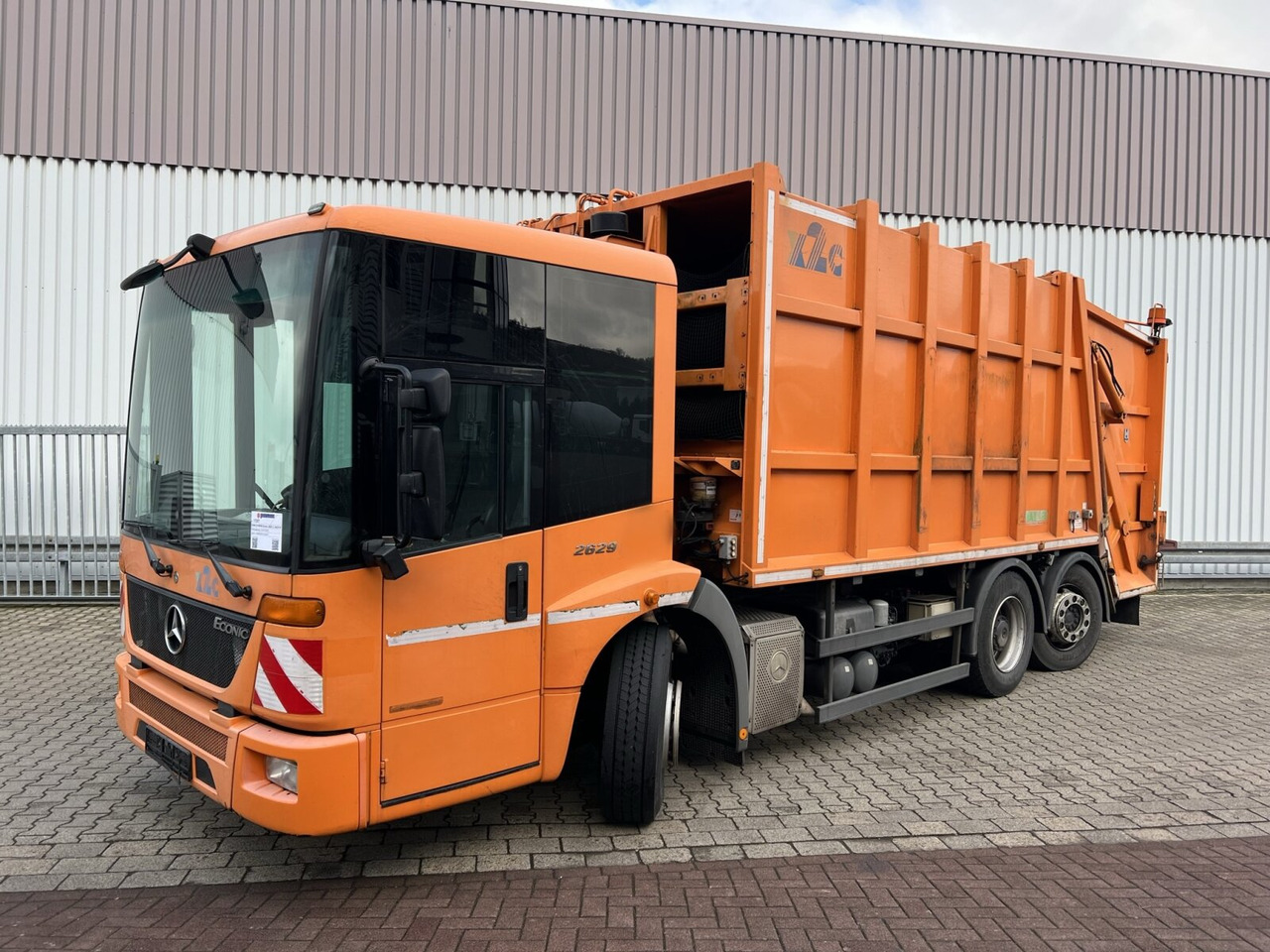 Mercedes-Benz Econic 2629 LL 6x2/4 NLA Econic 2629 LL 6x2/4 NLA, EEV, Lenkachse, Haller X2C, Zöller-Schüttung - Sopbil: bild 1 Mercedes-Benz Econic 2629 LL 6x2/4 NLA Econic 2629 LL 6x2/4 NLA, EEV, Lenkachse, Haller X2C, Zöller-Schüttung - Sopbil: bild 1