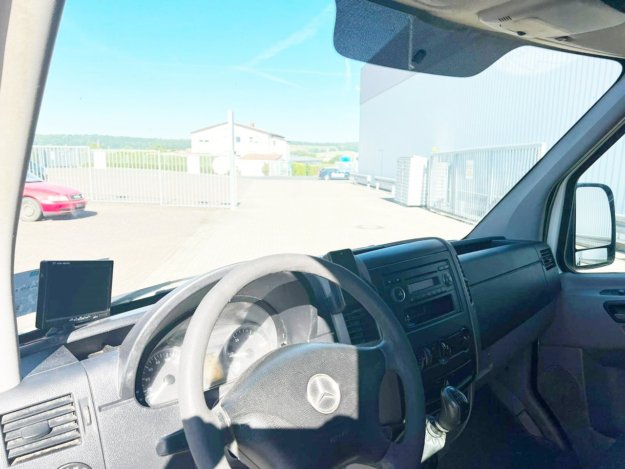 Mercedes-Benz Sprinter 209 CDI 4x2 Doka Sprinter 209 CDI 4x2 Doka - Transportbil med kapell, Dubbelhytt transportbil: bild 2 Mercedes-Benz Sprinter 209 CDI 4x2 Doka Sprinter 209 CDI 4x2 Doka - Transportbil med kapell, Dubbelhytt transportbil: bild 2
