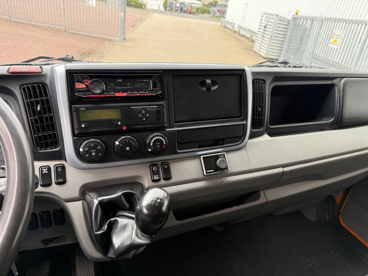 Mitsubishi Fuso 6C18D 4x4 Doka Fuso 6C18D 4x4 Doka - Tippbil lastbil: bild 4 Mitsubishi Fuso 6C18D 4x4 Doka Fuso 6C18D 4x4 Doka - Tippbil lastbil: bild 4