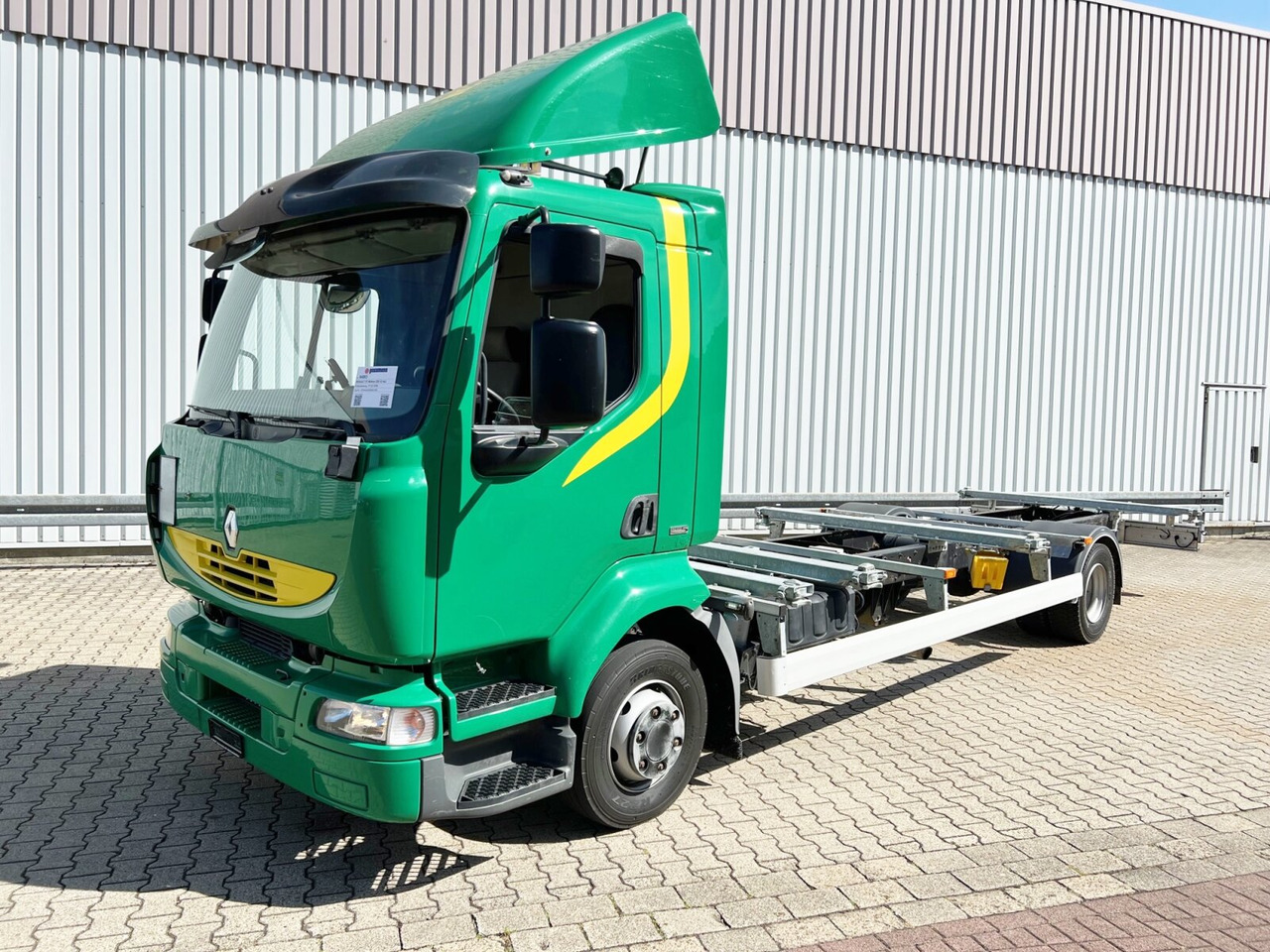 Renault Midlum 220.12 4x2 Midlum 220.12 4x2, BDF verschiedene Größen - Chassi lastbil: bild 1 Renault Midlum 220.12 4x2 Midlum 220.12 4x2, BDF verschiedene Größen - Chassi lastbil: bild 1