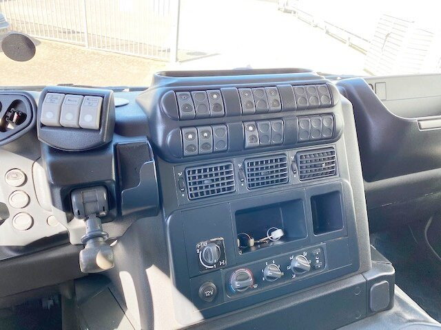Trakker AD260T41W 6x6 Trakker AD260T41W 6x6 - Chassi lastbil: bild 3 Trakker AD260T41W 6x6 Trakker AD260T41W 6x6 - Chassi lastbil: bild 3