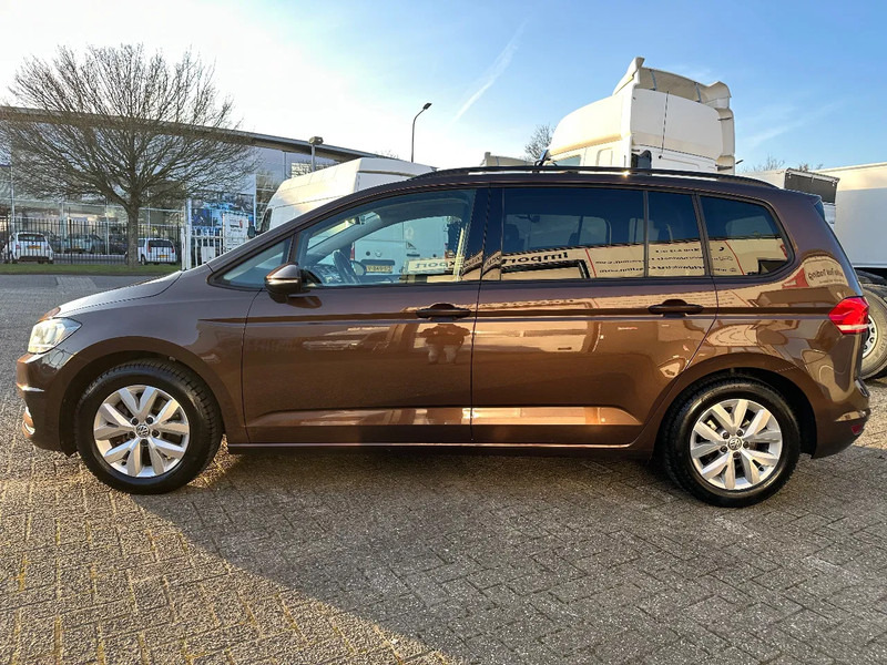 Volkswagen Touran 1.2 TSI COMFORTLINE + APK / TUV + 4 WINTER TYRES WITH RIMS + NAVI + MARGE - Personbil: bild 2 Volkswagen Touran 1.2 TSI COMFORTLINE + APK / TUV + 4 WINTER TYRES WITH RIMS + NAVI + MARGE - Personbil: bild 2