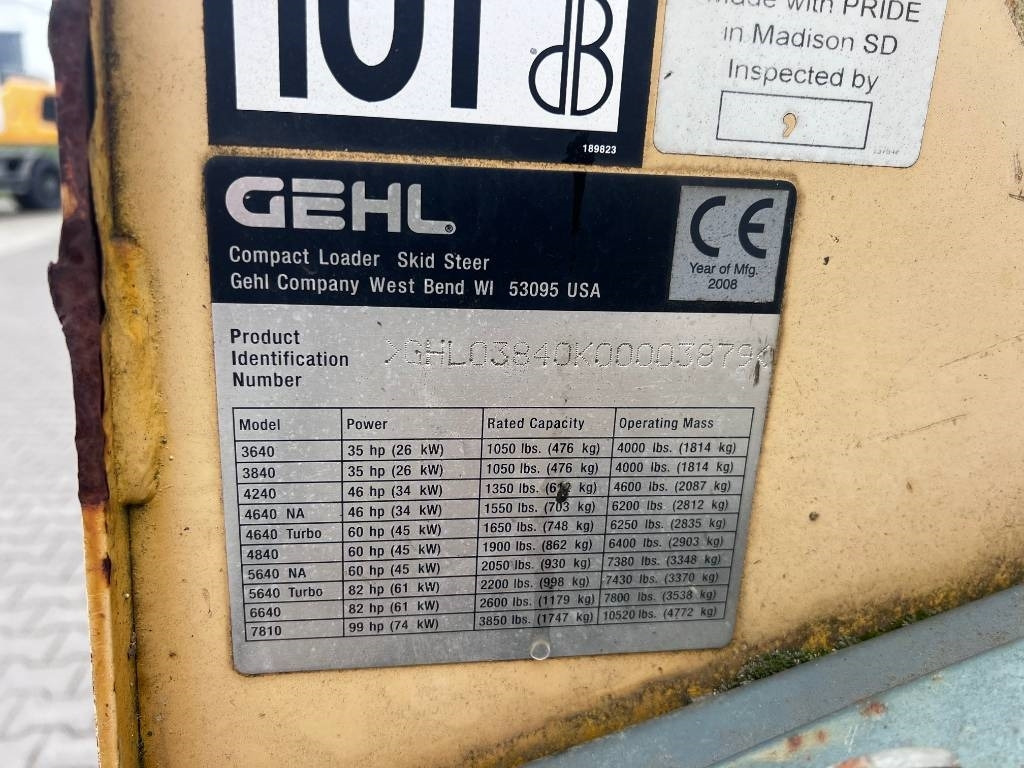 Gehl 3840 E - Kompaktlastare/ Slirstyrda lastare: bild 5 Gehl 3840 E - Kompaktlastare/ Slirstyrda lastare: bild 5