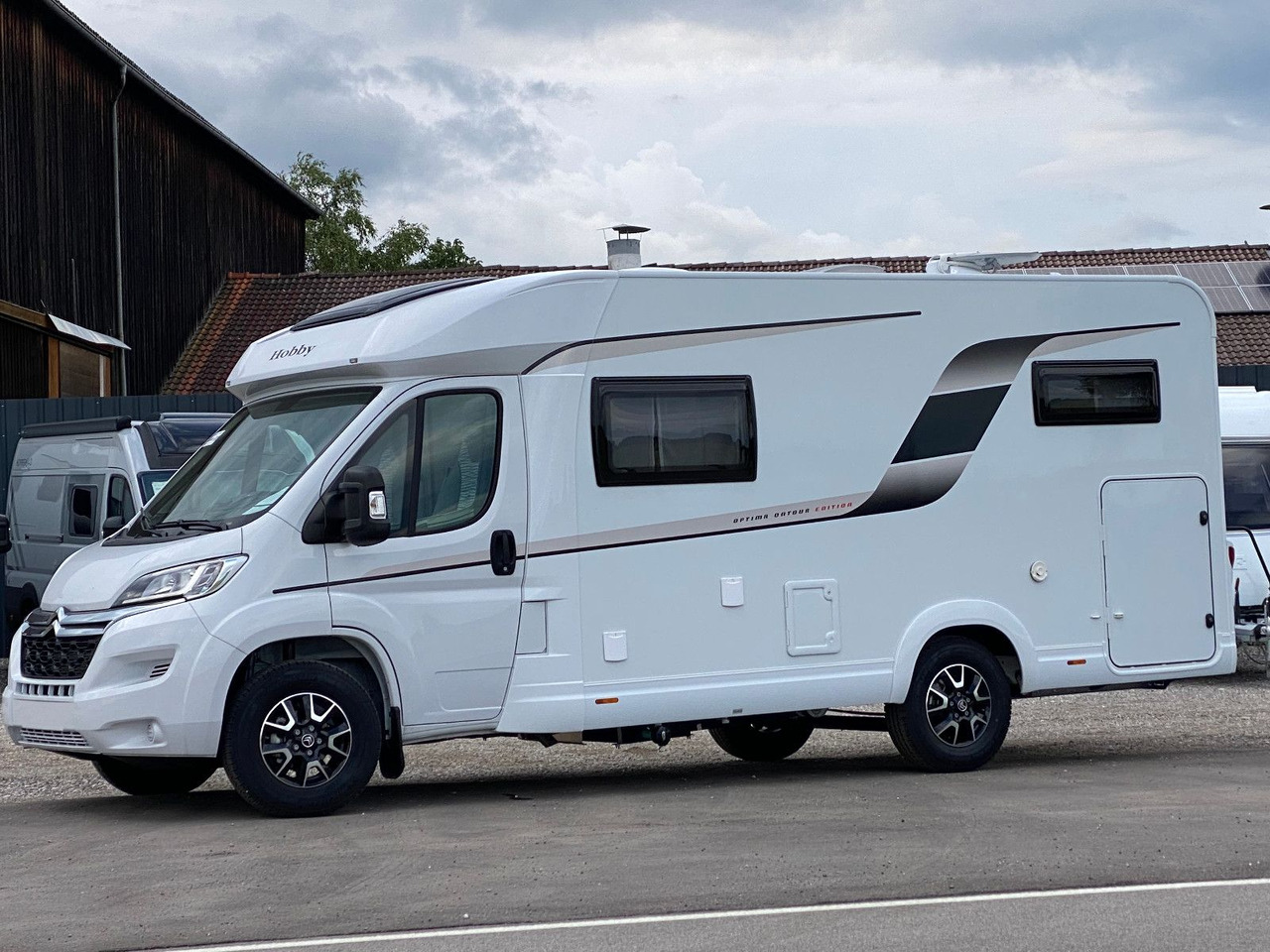 Hobby OPTIMA ONTOUR EDITION V65 GE NAVI MARKISE SAT - Halvintegrerad husbil: bild 4 Hobby OPTIMA ONTOUR EDITION V65 GE NAVI MARKISE SAT - Halvintegrerad husbil: bild 4