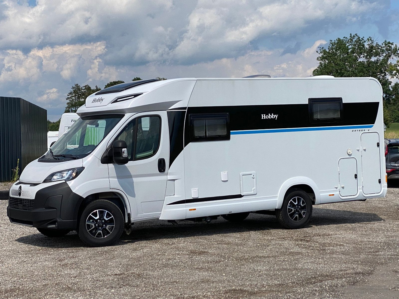 Hobby OnTour C 700 GQ MJ25/MARKISE/RFK/SAFETY-PAKET - Halvintegrerad husbil: bild 3 Hobby OnTour C 700 GQ MJ25/MARKISE/RFK/SAFETY-PAKET - Halvintegrerad husbil: bild 3