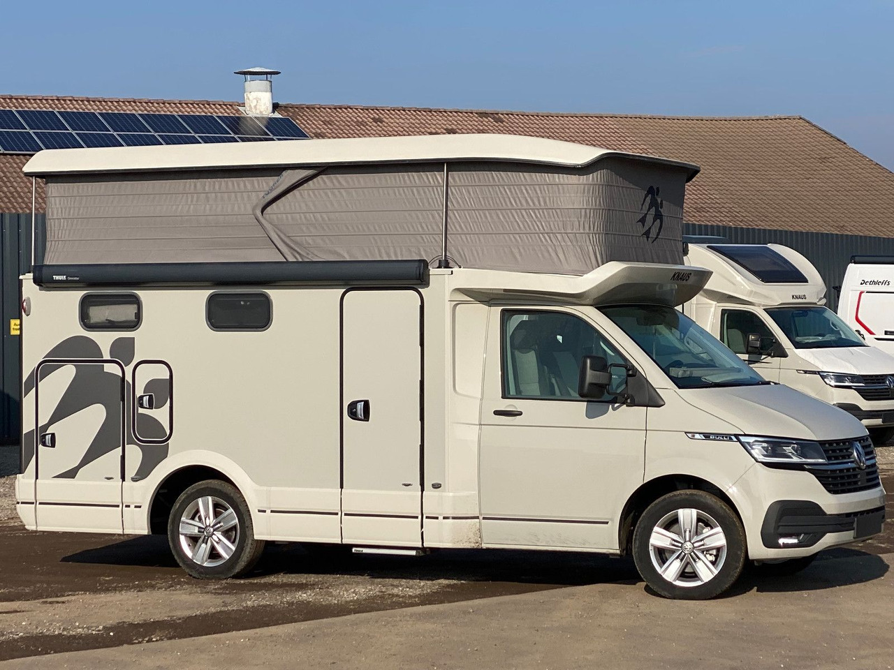 Knaus Tourer CUV 500 MQ CUVISION ohne slide Bett - Halvintegrerad husbil: bild 2 Knaus Tourer CUV 500 MQ CUVISION ohne slide Bett - Halvintegrerad husbil: bild 2