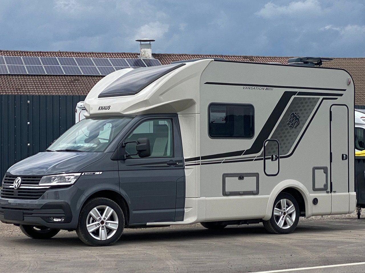 Knaus Tourer Van 500 LT, slide Bett, 4 P. Zulassung - Halvintegrerad husbil: bild 2 Knaus Tourer Van 500 LT, slide Bett, 4 P. Zulassung - Halvintegrerad husbil: bild 2