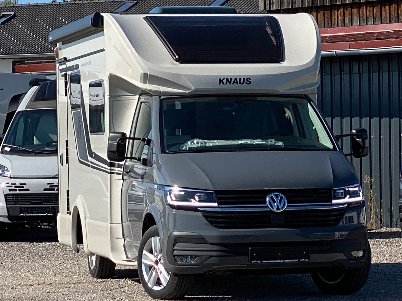 Knaus Tourer Van Vansation 500 LT, ohne Slidebett - Halvintegrerad husbil: bild 2 Knaus Tourer Van Vansation 500 LT, ohne Slidebett - Halvintegrerad husbil: bild 2