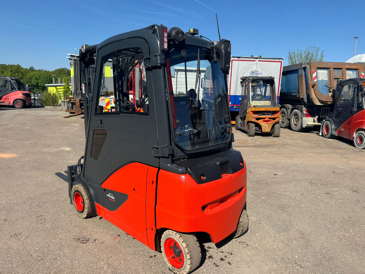 LINDE E20PHL-02 Elektro Triplex Kabine Heizung integriertes Ladegerät - Eltruck: bild 4 LINDE E20PHL-02 Elektro Triplex Kabine Heizung integriertes Ladegerät - Eltruck: bild 4