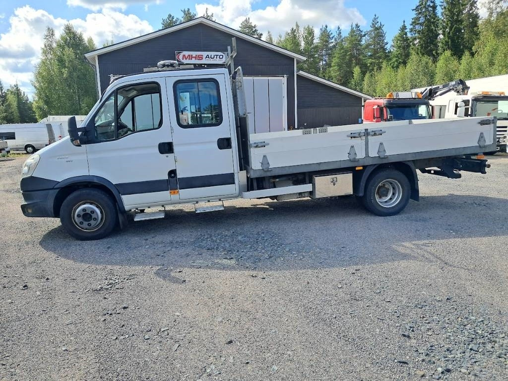 Iveco Daily 70 C17 Doppel 3.0 - Flakbil: bild 2 Iveco Daily 70 C17 Doppel 3.0 - Flakbil: bild 2