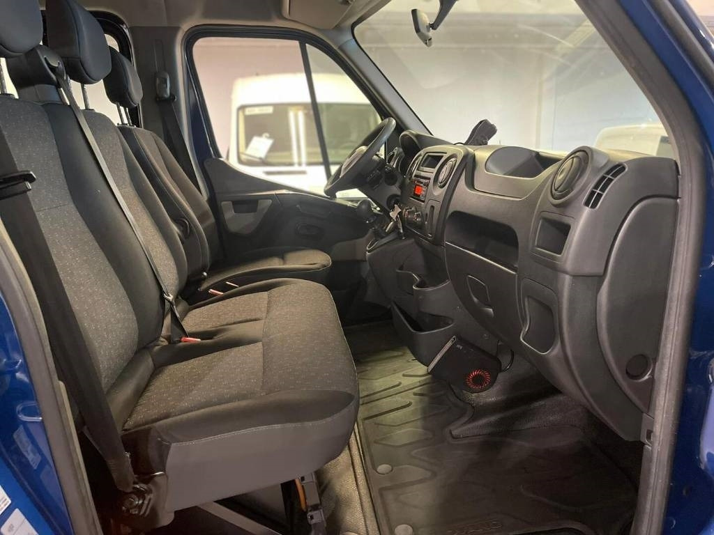 Opel Movano 2.3 CDTI Doppel 7hlö Ferrari 322 nosturi - Skåpbil: bild 3 Opel Movano 2.3 CDTI Doppel 7hlö Ferrari 322 nosturi - Skåpbil: bild 3