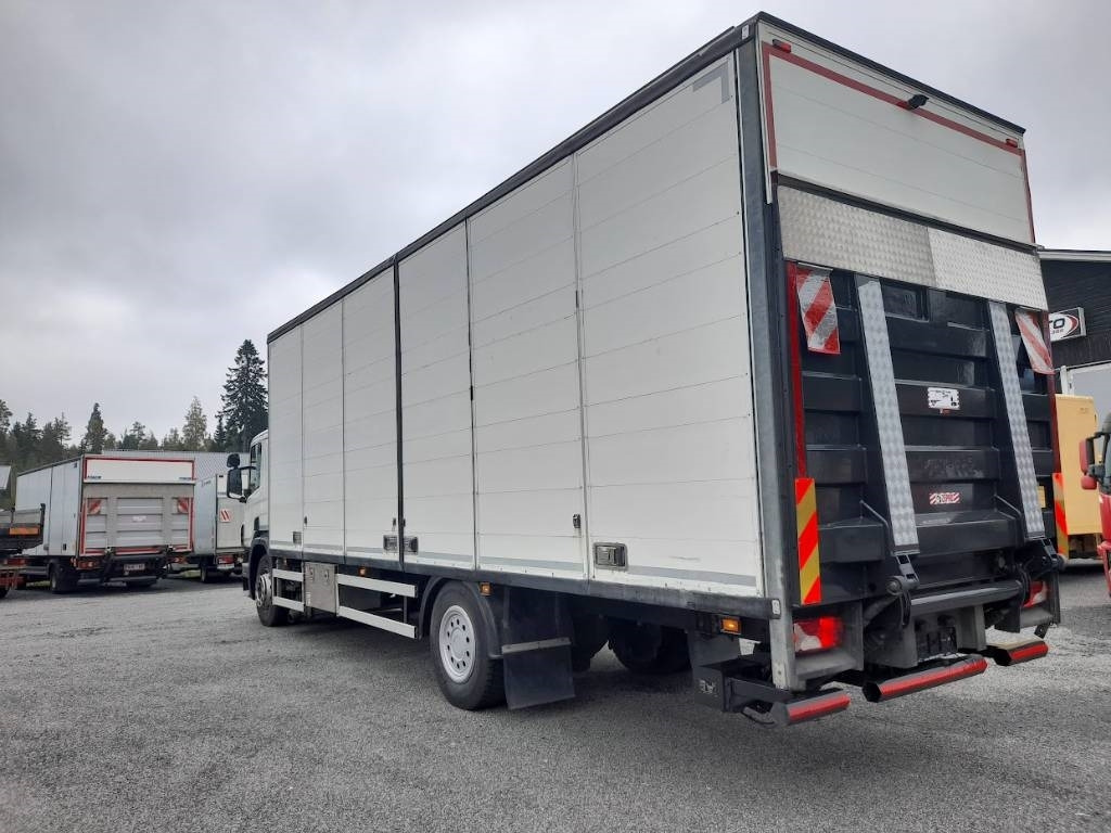 Scania P 230 DB - Lastbil med skåp: bild 5 Scania P 230 DB - Lastbil med skåp: bild 5