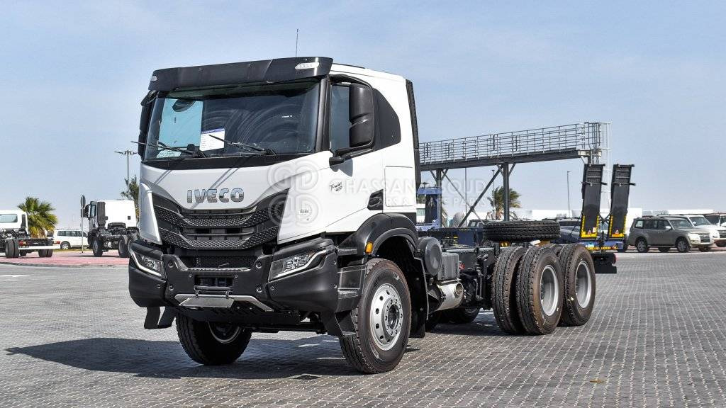 IVECO T-WAY Chassis 6×4 AT380T47H WHEELBASE 4500 MY24 - Chassi lastbil: bild 1 IVECO T-WAY Chassis 6×4 AT380T47H WHEELBASE 4500 MY24 - Chassi lastbil: bild 1