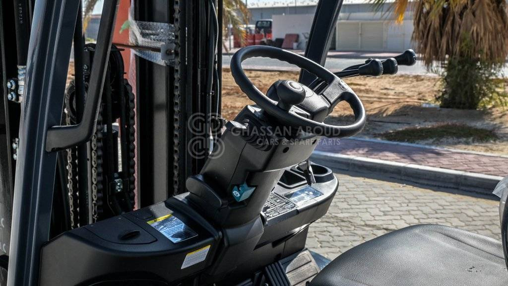 TOYOTA FORKLIFT DIESEL 3TON 3STAGE, 3LEVER 4500MM W/ SIDE SHIFT MY24 - Dieseltruck: bild 4 TOYOTA FORKLIFT DIESEL 3TON 3STAGE, 3LEVER 4500MM W/ SIDE SHIFT MY24 - Dieseltruck: bild 4