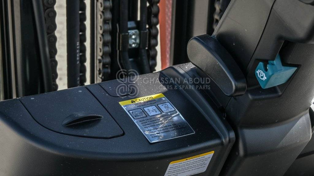 TOYOTA FORKLIFT DIESEL 3TON 3STAGE, 3LEVER 4500MM W/ SIDE SHIFT MY24 - Dieseltruck: bild 5 TOYOTA FORKLIFT DIESEL 3TON 3STAGE, 3LEVER 4500MM W/ SIDE SHIFT MY24 - Dieseltruck: bild 5