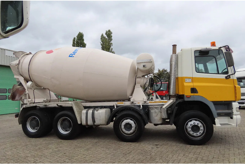 DAF CF 430 8x4, full spring ! Great condition - Betongbil: bild 4 DAF CF 430 8x4, full spring ! Great condition - Betongbil: bild 4