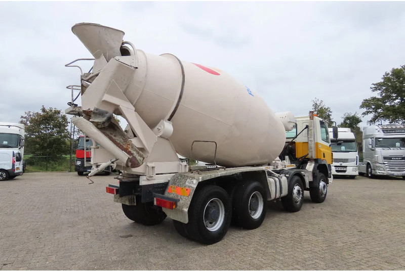 DAF CF 430 8x4, full spring ! Great condition - Betongbil: bild 5 DAF CF 430 8x4, full spring ! Great condition - Betongbil: bild 5