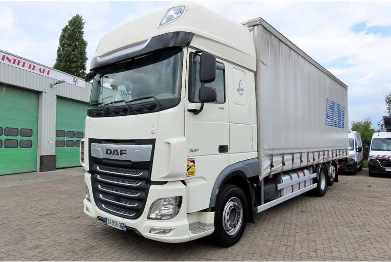 DAF XF 530 6x2 Frigo, lift roof, moving axel, P-cooling, etc - Kapellbil: bild 4 DAF XF 530 6x2 Frigo, lift roof, moving axel, P-cooling, etc - Kapellbil: bild 4