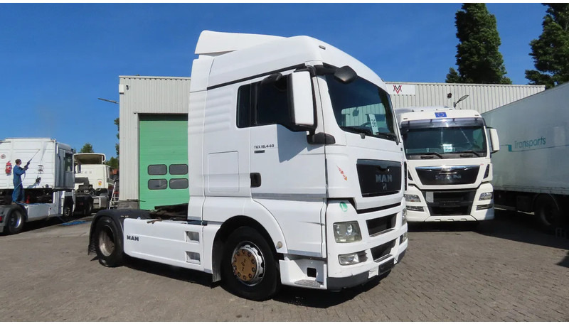 MAN TGX 18.440 Euro 5, Retarder, 2 tanks!! - Dragbil: bild 1 MAN TGX 18.440 Euro 5, Retarder, 2 tanks!! - Dragbil: bild 1