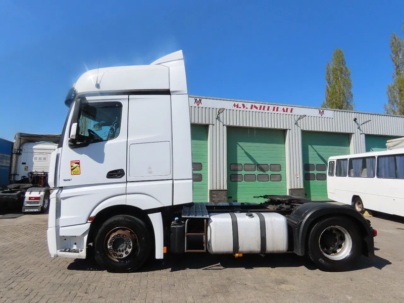 Mercedes-Benz Actros 1851 EURO EVV, 831300 km original! RETARDER, 2 tanks - Dragbil: bild 5 Mercedes-Benz Actros 1851 EURO EVV, 831300 km original! RETARDER, 2 tanks - Dragbil: bild 5