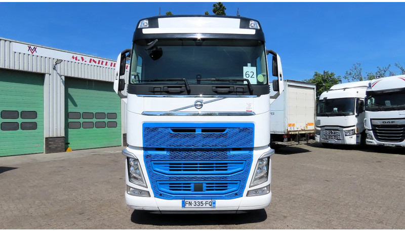 Volvo FH 500 YV2RT40A5LB301456 2X FUELTANK, PARKING AIRCO, FRIGO - Dragbil: bild 3 Volvo FH 500 YV2RT40A5LB301456 2X FUELTANK, PARKING AIRCO, FRIGO - Dragbil: bild 3
