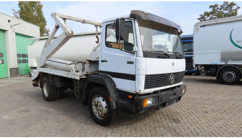 Mercedes-Benz 1514 Manual diesel pomp. Very clean - Lastbil med kabelsystem: bild 1 Mercedes-Benz 1514 Manual diesel pomp. Very clean - Lastbil med kabelsystem: bild 1