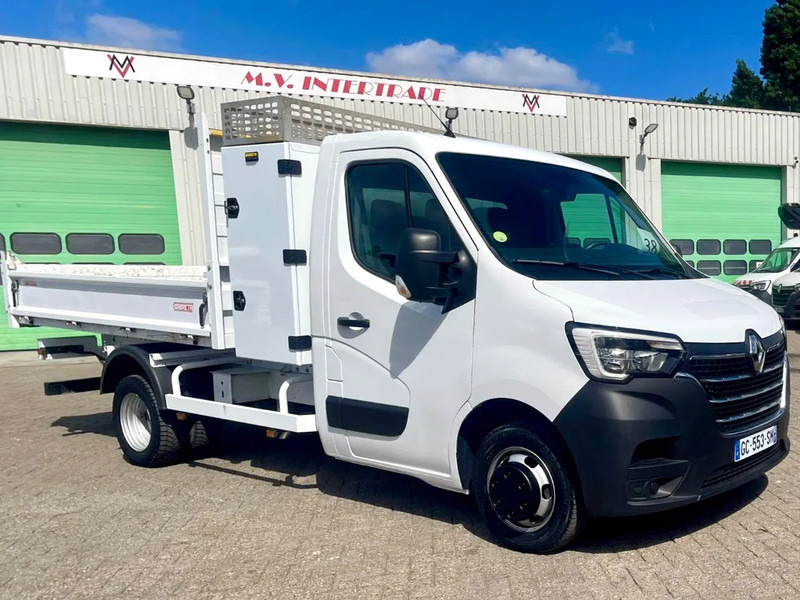 Renault Master 2021, 3 seats, Great condition, ! EURO 6 - Transportbil med tippflak: bild 4 Renault Master 2021, 3 seats, Great condition, ! EURO 6 - Transportbil med tippflak: bild 4