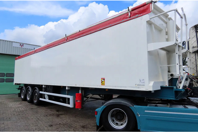Socari 67,8 m3, left side opens, self pump tyres, etc - Tippbil semitrailer: bild 1 Socari 67,8 m3, left side opens, self pump tyres, etc - Tippbil semitrailer: bild 1
