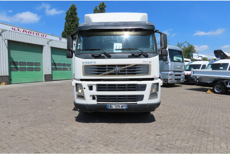 Volvo FM 380 8x4 FULL SPRING. 100% condition! - Chassi lastbil: bild 2 Volvo FM 380 8x4 FULL SPRING. 100% condition! - Chassi lastbil: bild 2