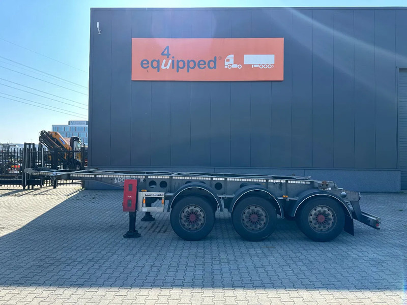 Van Hool 20FT ADR (EX/II, EX/III, FL, AT), SAF + DISC, empty weight: 2.990kg, galvanized, SAF Intradisc, NL-Chassis, ALCOA - Containerbil/ Växelflak semitrailer: bild 2 Van Hool 20FT ADR (EX/II, EX/III, FL, AT), SAF + DISC, empty weight: 2.990kg, galvanized, SAF Intradisc, NL-Chassis, ALCOA - Containerbil/ Växelflak semitrailer: bild 2
