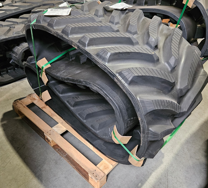 John Deere S600/S700 25"x6"x39 - Larvband för Skördetröska: bild 2 John Deere S600/S700 25"x6"x39 - Larvband för Skördetröska: bild 2