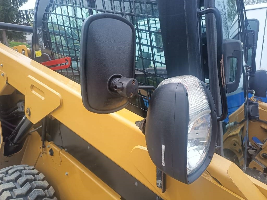 CATERPILLAR 262 D XPS - Kompaktlastare/ Slirstyrda lastare: bild 5 CATERPILLAR 262 D XPS - Kompaktlastare/ Slirstyrda lastare: bild 5